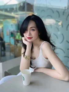Diverse Fashion Gallery: Exploring 45+ Unique and Elegant Styles - image 46