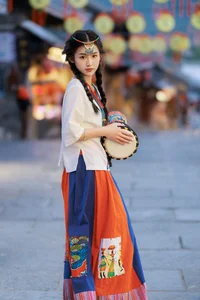 YiTuYu Art Language Vol.4684: Exploring the Grace of Seven in Digital Portraiture - image 4
