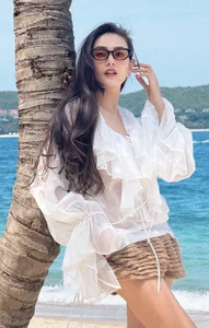 Supermodel Võ Hoàng Yến Radiates Confidence in Stunning Bikini Photoshoot During Western Travels - image 2