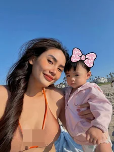 Supermodel Võ Hoàng Yến Radiates Confidence in Stunning Bikini Photoshoot During Western Travels - image 1