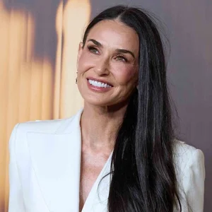 Meet the World’s Most Beautiful Woman of 2025: A Portrait of Elegance - image 5