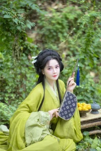 YiTuYu Art Language Vol.7320 Featuring Miao Su Su: Elegant Portrait Photography - image 38