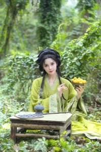 YiTuYu Art Language Vol.7320 Featuring Miao Su Su: Elegant Portrait Photography - image 6