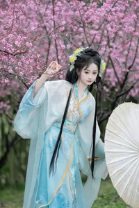 Ethereal Hanfu Beauty in Meiling Plum Forest - YiTuYu Vol.8870 Jiao Yi Zhi Sui Sui - image 25