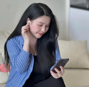The Enchanting Sweetness and Natural Beauty of the Famous Tay Ethnic Hot Girl: A Stunning Gallery Collection - image 0