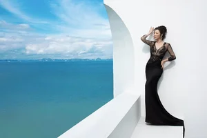 Exploring the Allure of Ly Nha Ky: A Fusion of Glamour and Nature in Ha Long - image 11