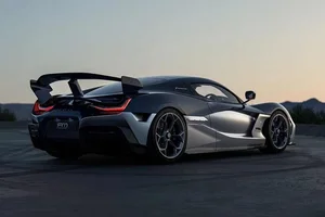 Rimac Nevera R Founder's Edition: The 2,107 HP Electric Hypercar Masterpiece Limited to 10 - image 0