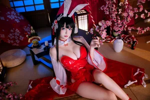 Elegant Chikuma Bunny Girl Cosplay: A Masterpiece by Ri Nai Jiao from Azur Lane - image 13