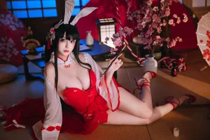 Elegant Chikuma Bunny Girl Cosplay: A Masterpiece by Ri Nai Jiao from Azur Lane - image 19