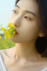 YiTuYu Art Language Vol.10186 Featuring Xin Jie: A Stunning 33-Page Visual Gallery - image 4