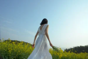 YiTuYu Art Language Vol.10186 Featuring Xin Jie: A Stunning 33-Page Visual Gallery - image 0