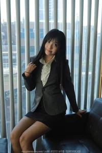 Sophisticated Grace: Wanping Features in the IESS Gentle S Photo Gallery - image 55