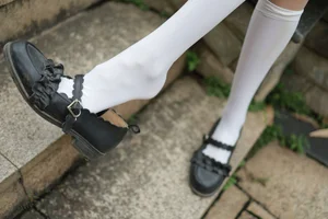 IESS Tuantuan JK Uniform Gallery: Long Legs and Youthful Style - image 40