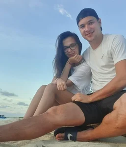 Aneta Nguyen Stuns in Bikini: Meet the Gorgeous Wife of Goalkeeper Filip Nguyen - image 5