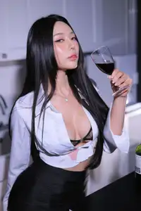 Dongeuran - Seductive Office Lady: Elegant Charm with Alluring Black Stockings | TUKUKU - image 31