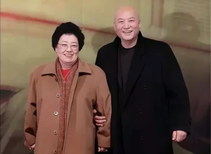 The Unique Life of Chi Zhongrui: Shaving His Head and Strange Family Rules - image 1
